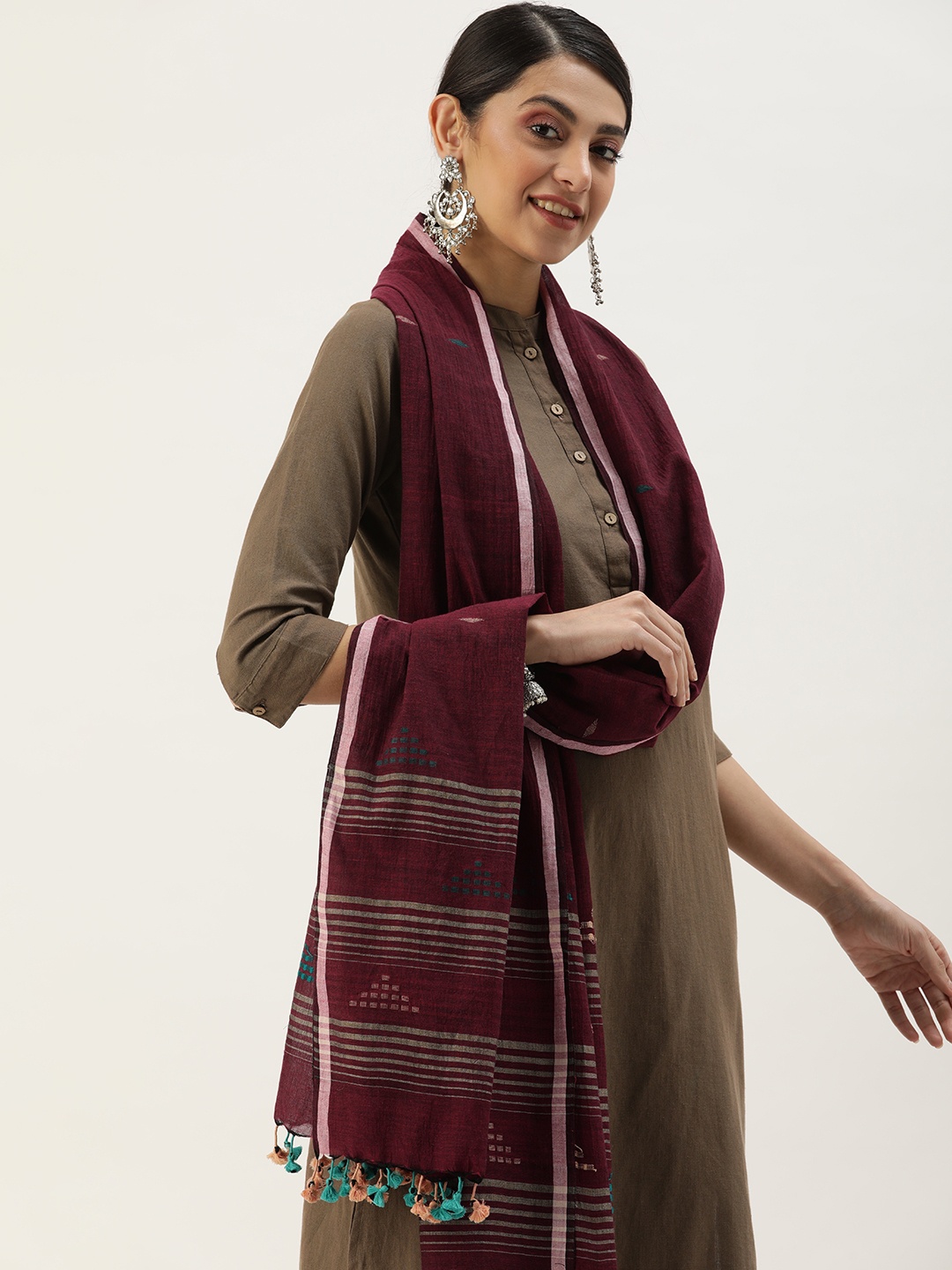 

ArtEastri Geometric Woven Design Pure Cotton Dupatta, Maroon