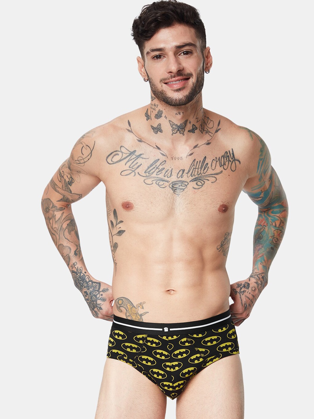 

The Souled Store Men Batman Printed Mid Rise Anti-Microbial Basic Brief, Black