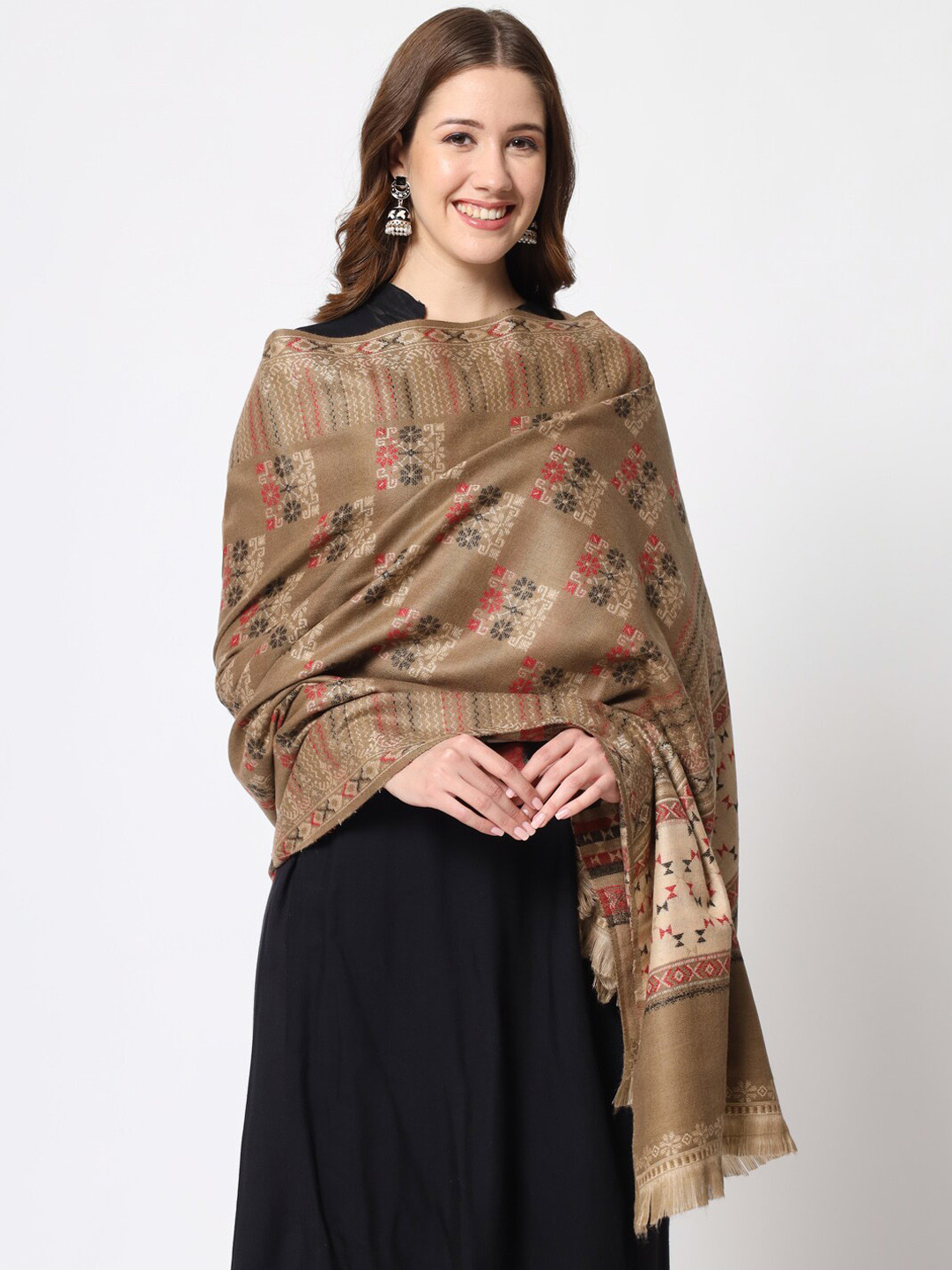 

Zamour Women Woven Design Shawl, Beige