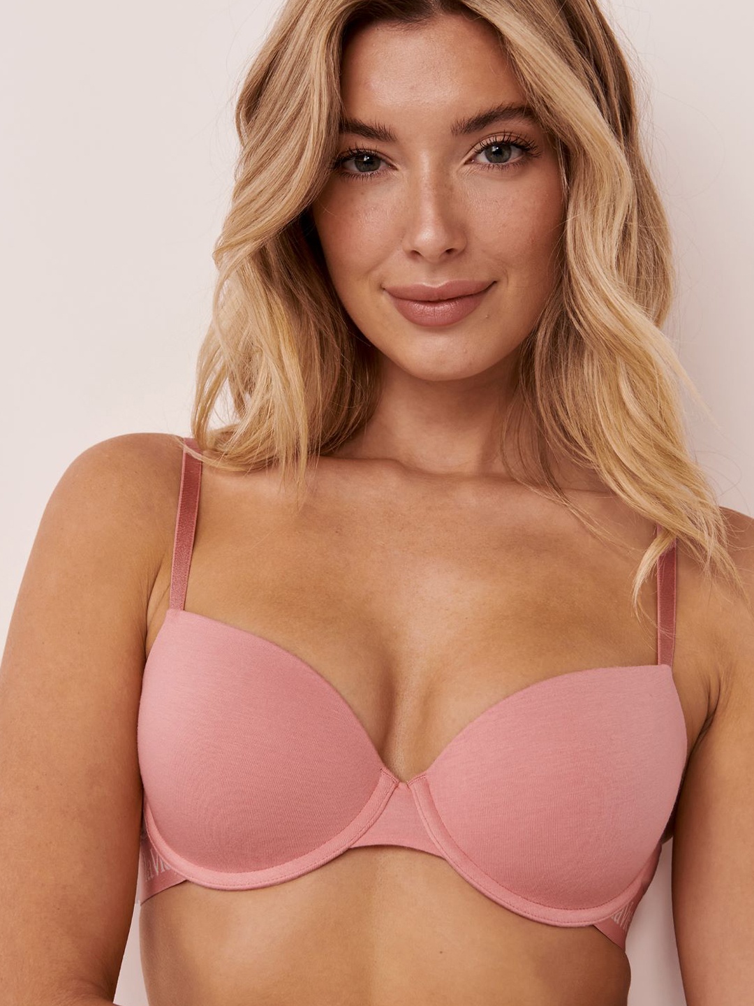 

La Vie en Rose Underwired Lightly Padded T-Shirt Bra
