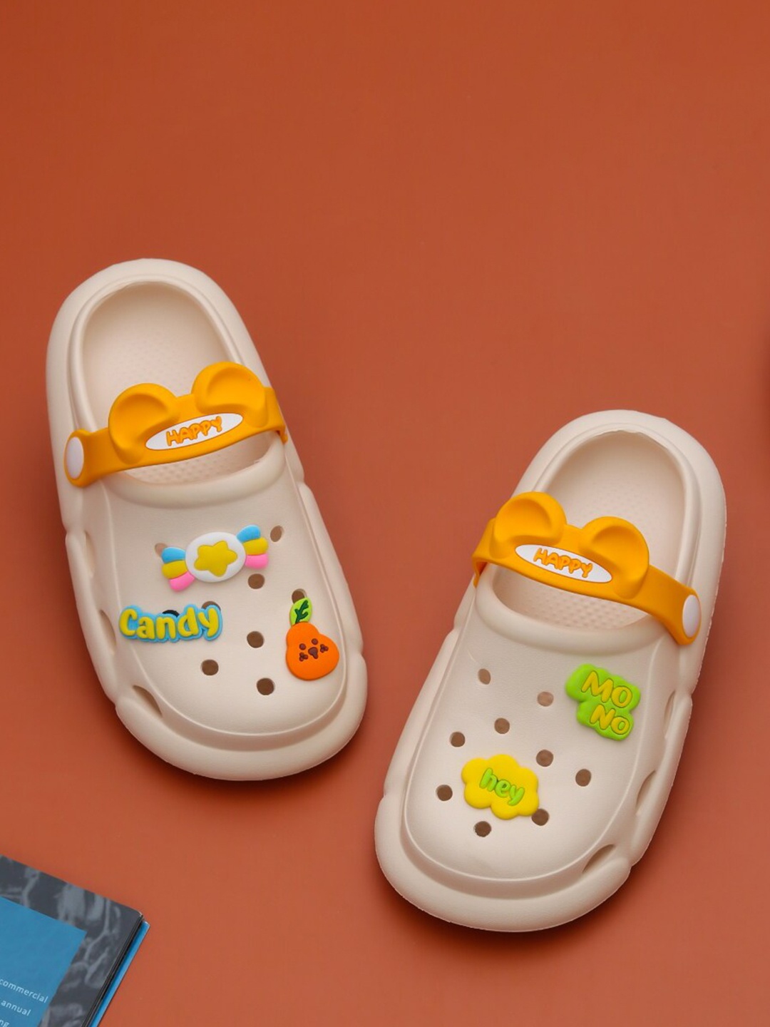 

Yellow Bee Kids Slip On Clogs, Beige