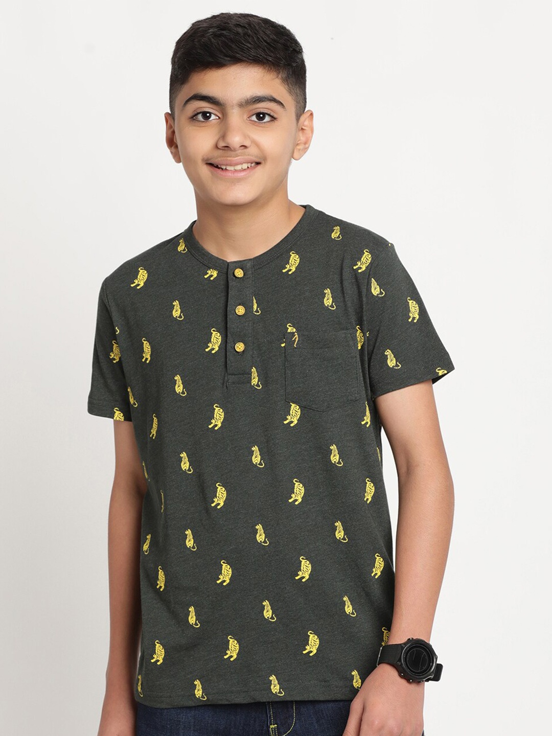 Indian Terrain Boys Conversational Printed Slim Fit Pure Cotton T-shirt, Olive