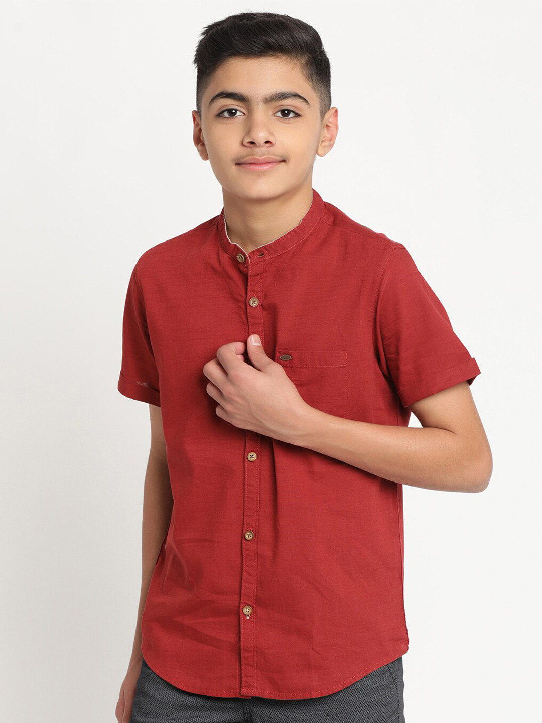 

Indian Terrain Boys Standard Casual Cotton Shirt, Red