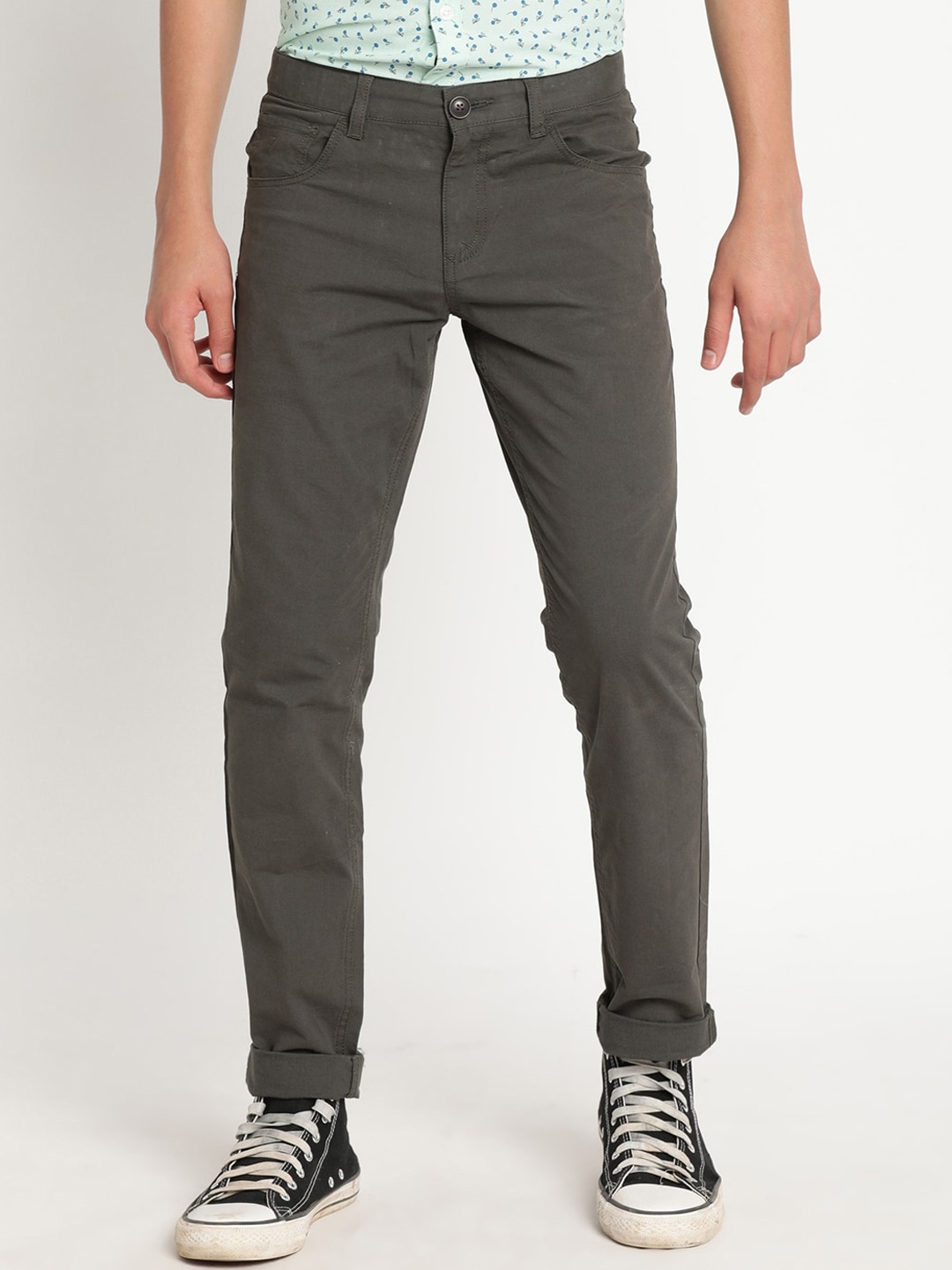 

Indian Terrain Boys Mid-Rise Original Slim Fit Plain Chinos Trousers, Olive
