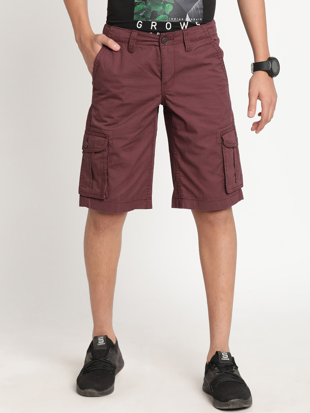 

Indian Terrain Boys Cotton Slim Fit Running Cargo Shorts, Maroon