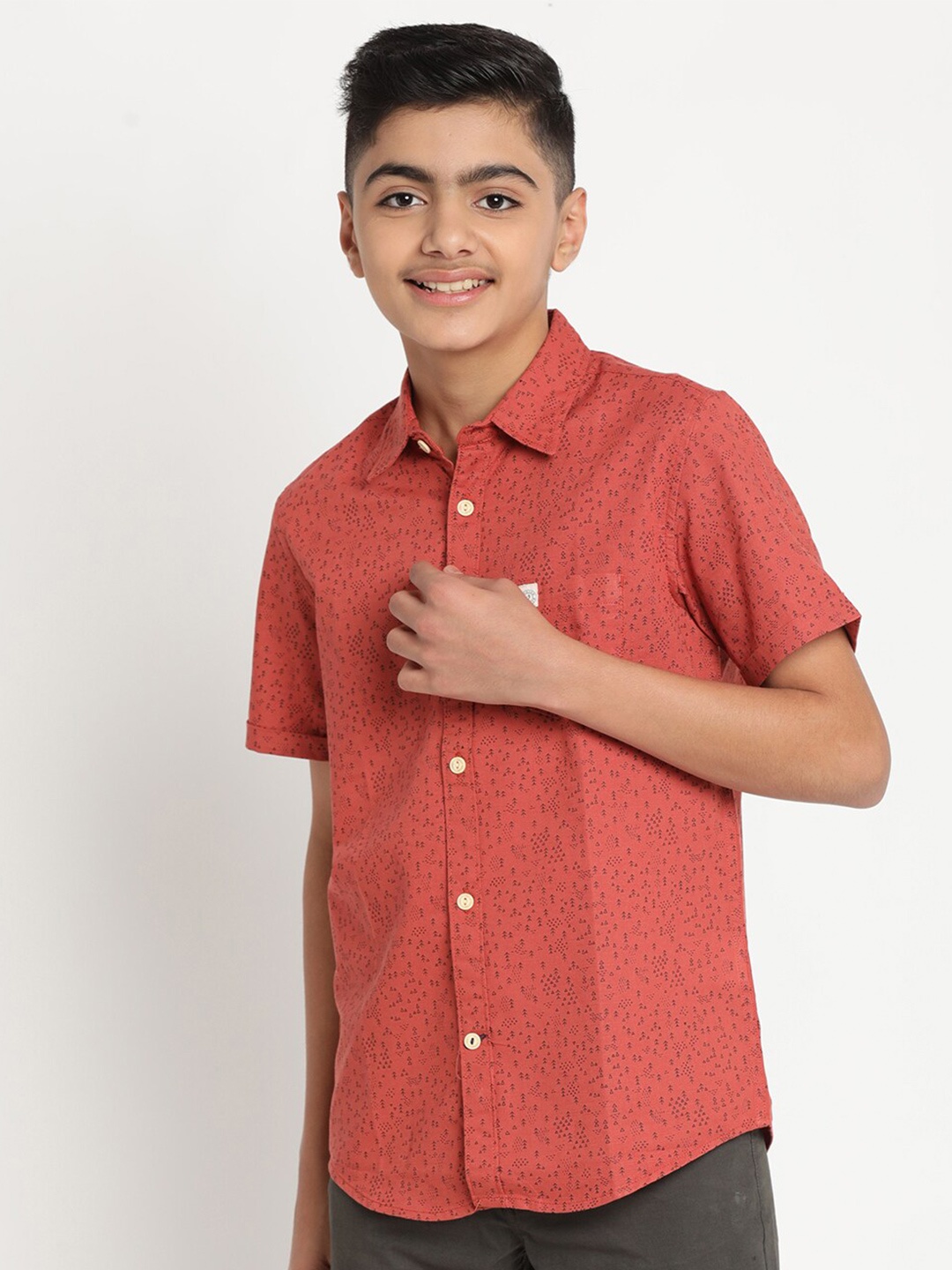 

Indian Terrain Boys Standard Printed Cotton Casual Shirt, Red