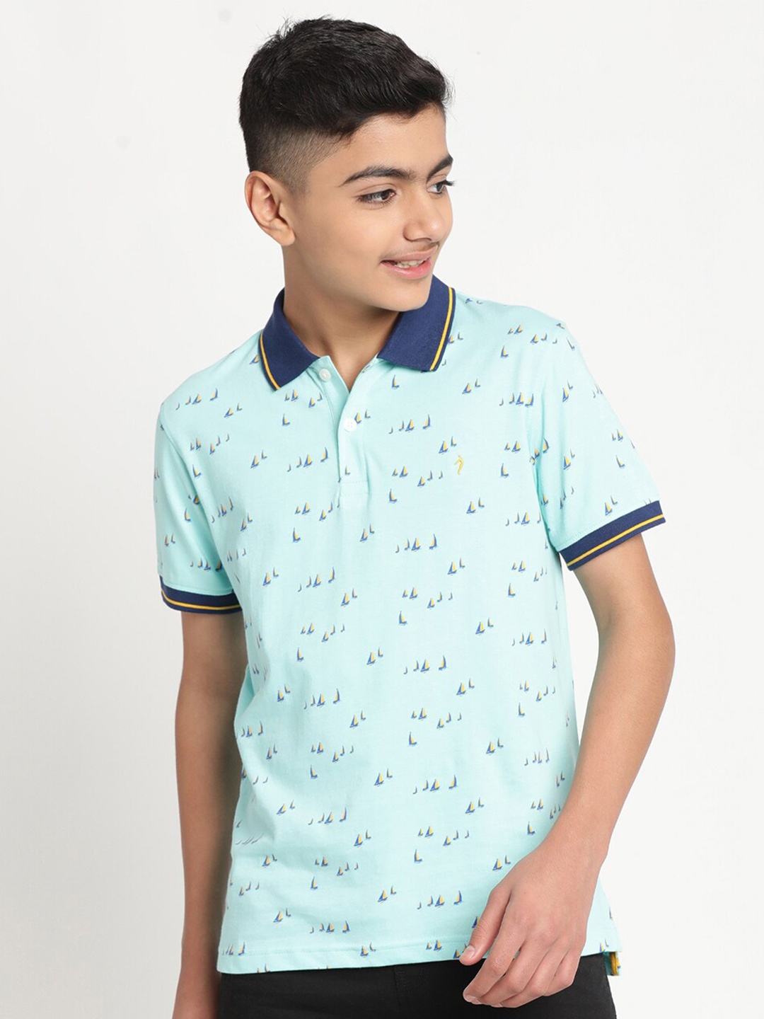 

Indian Terrain Boys Printed Polo Collar Pure Cotton T-shirt, Green