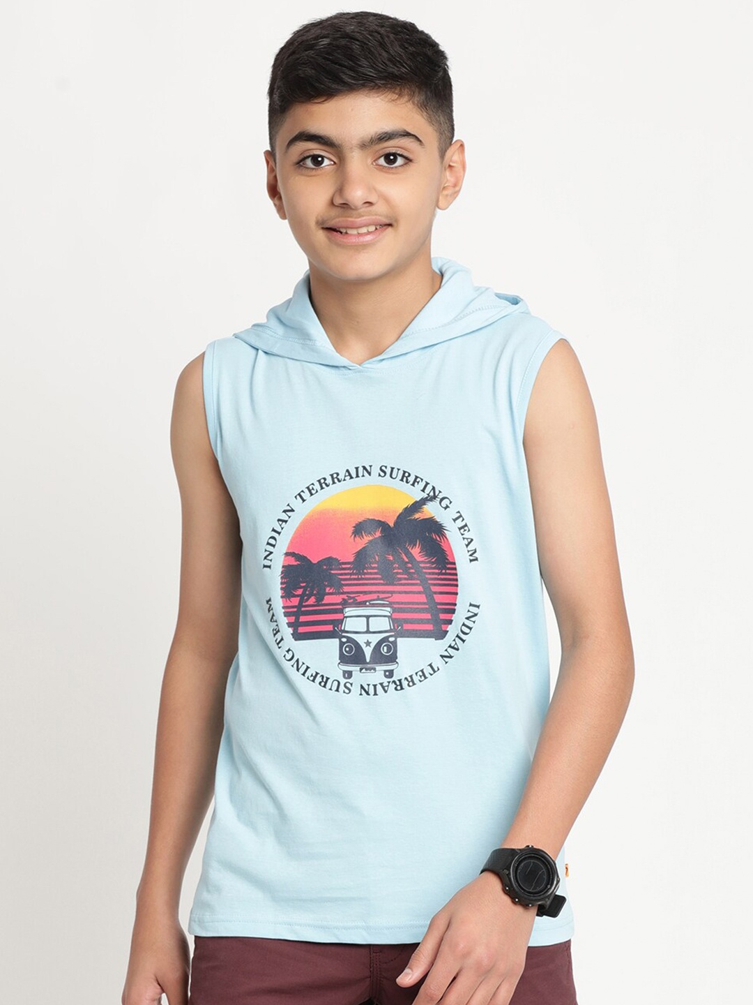 

Indian Terrain Boys Printed Slim Fit T-shirt, Blue