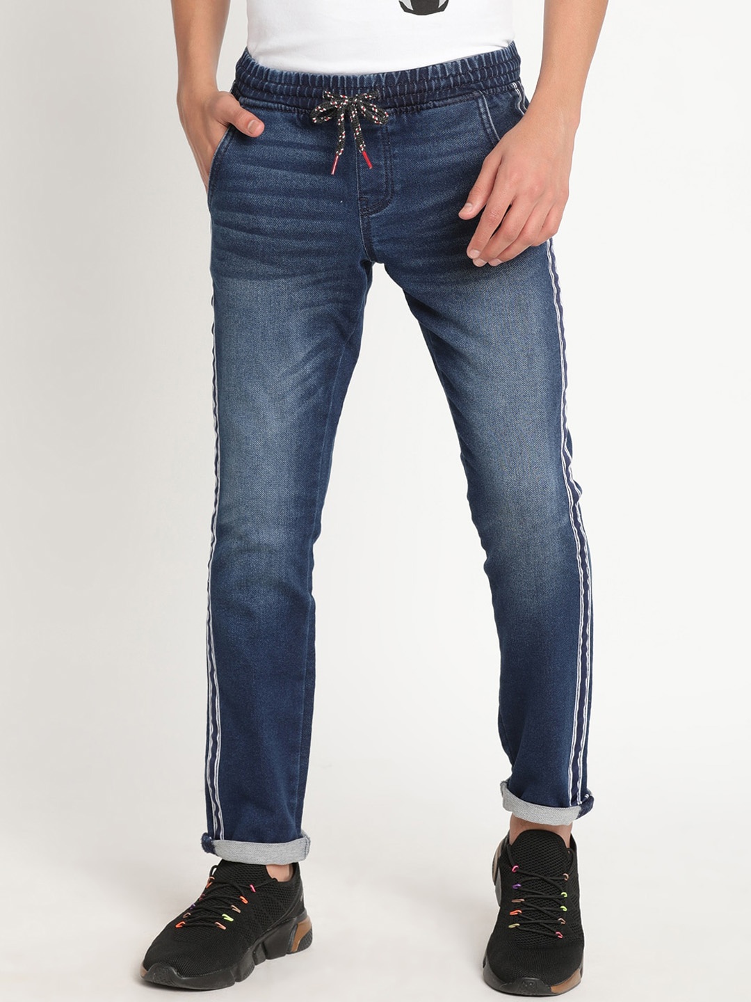 

Indian Terrain Boys Lean Slim Fit Light Fade Pure Cotton Jeans, Blue