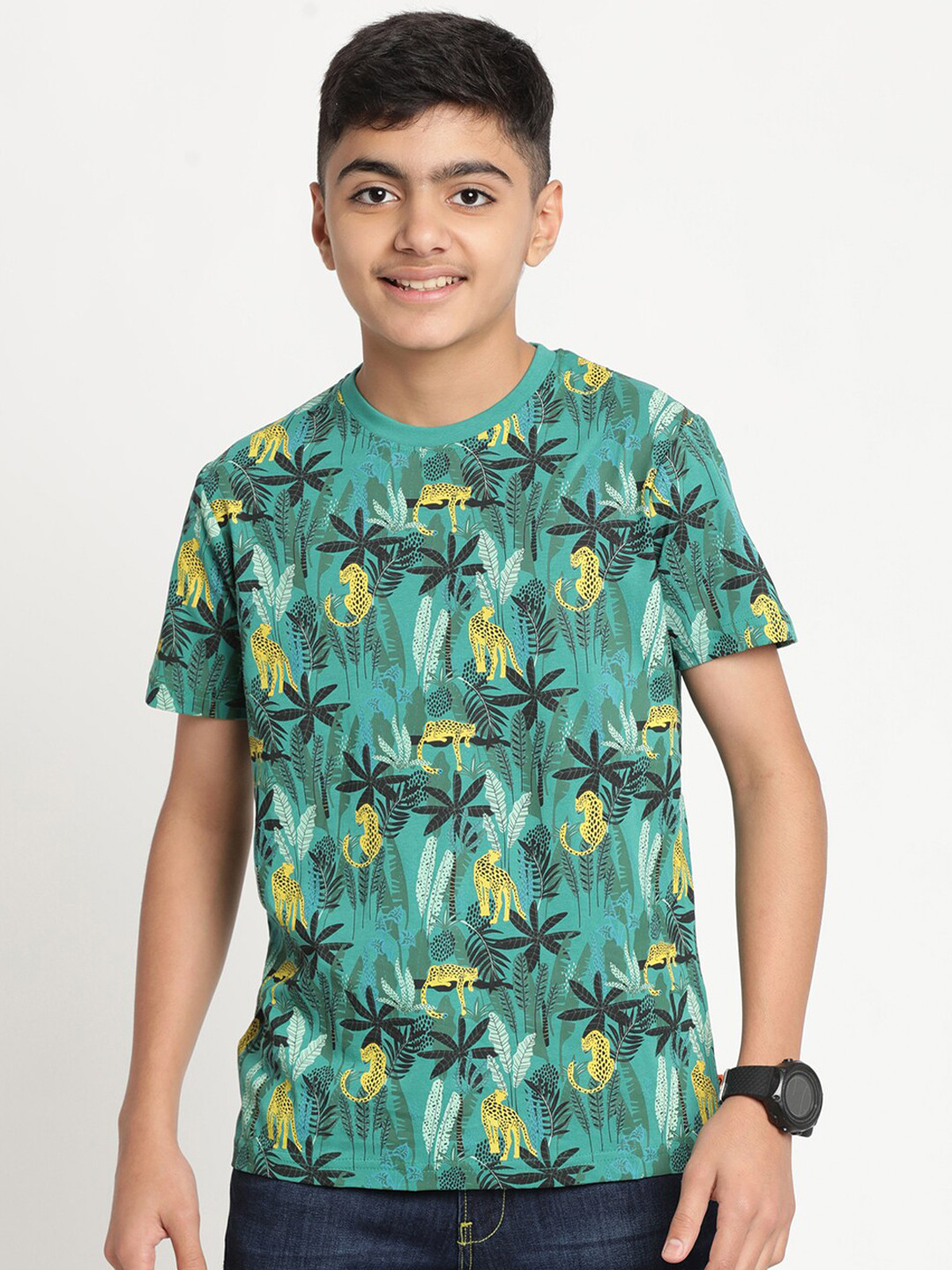 

Indian Terrain Boys Tropical Printed Pure Cotton T-shirt, Green
