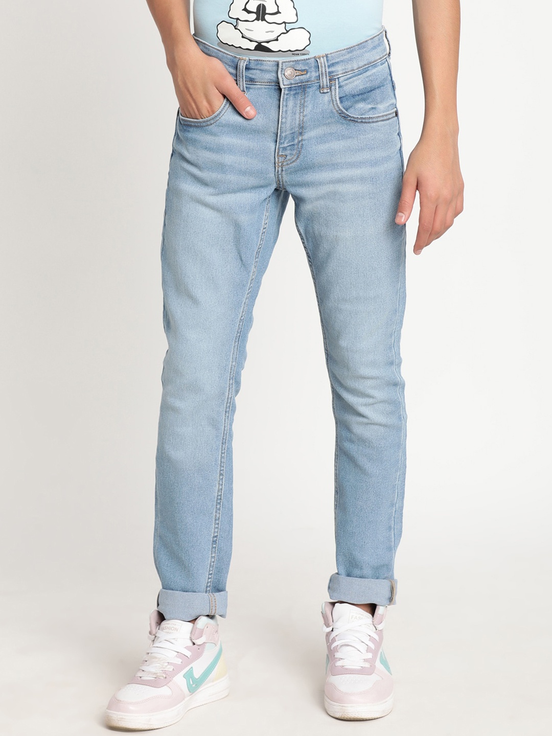 

Indian Terrain Boys Blue Lean Slim Fit Low Distress Heavy Fade Jeans