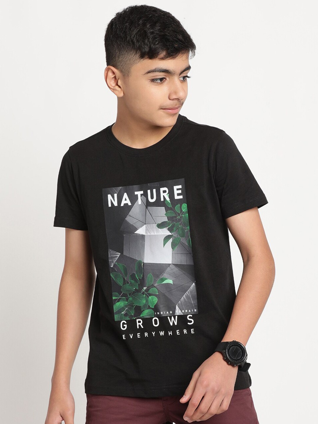 

Indian Terrain Boys Graphic Printed Slim Fit Cotton T-shirt, Black