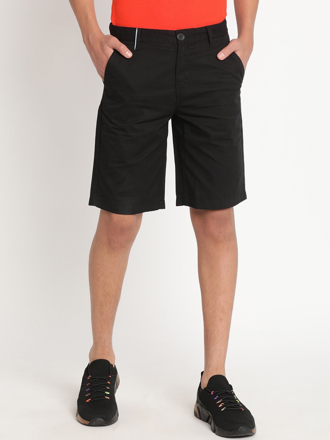 

Indian Terrain Boys Pure Cotton Slim Fit Mid-Rise Shorts, Black