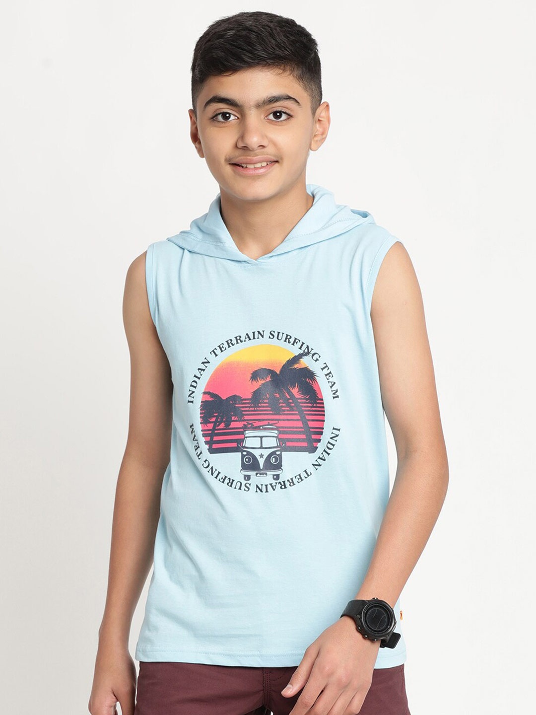 

Indian Terrain Boys Graphic Printed Hooded Pure Cotton T-shirt, Blue