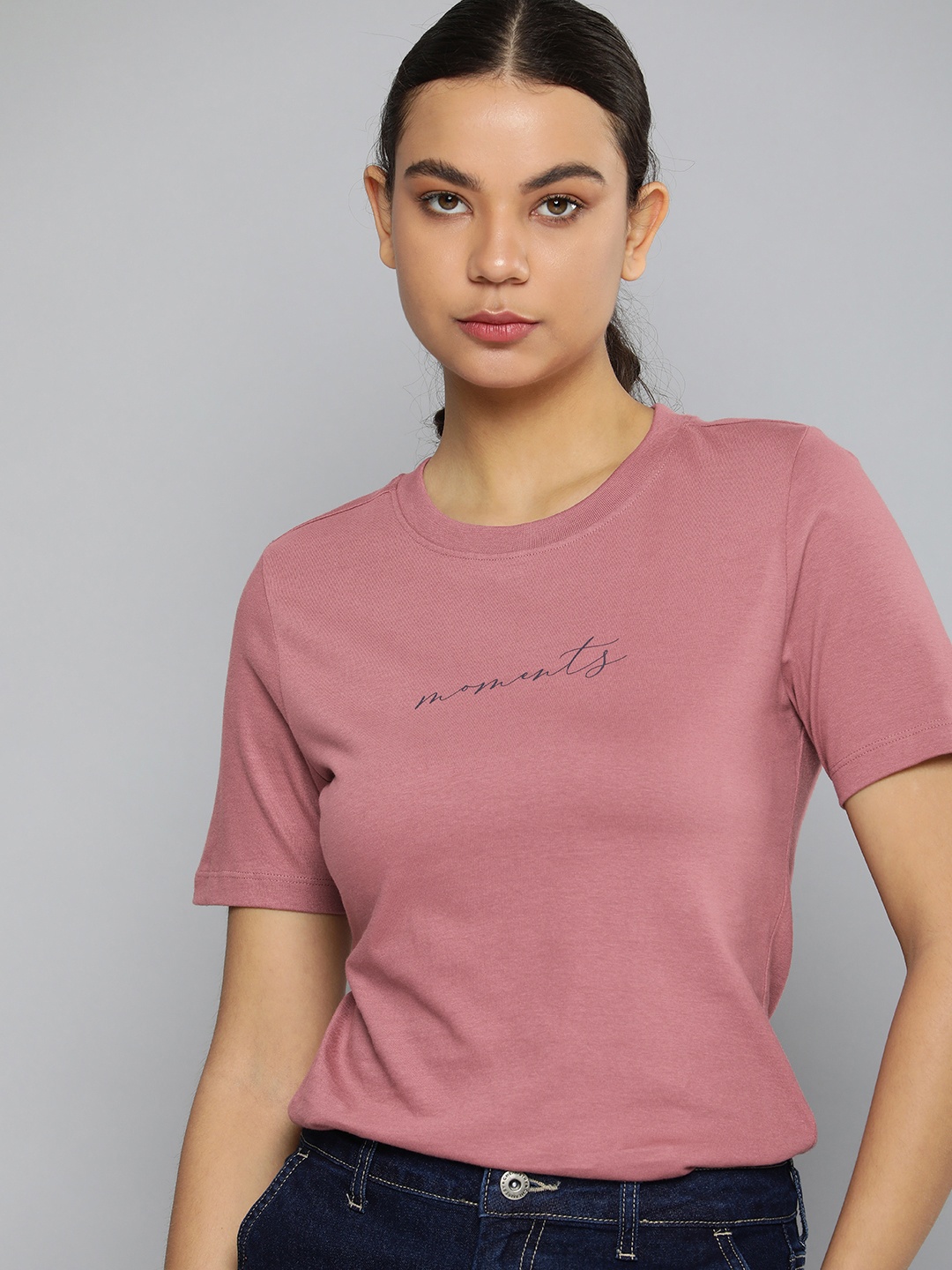

ether Women Typography Printed Slim Fit T-shirt, Rose