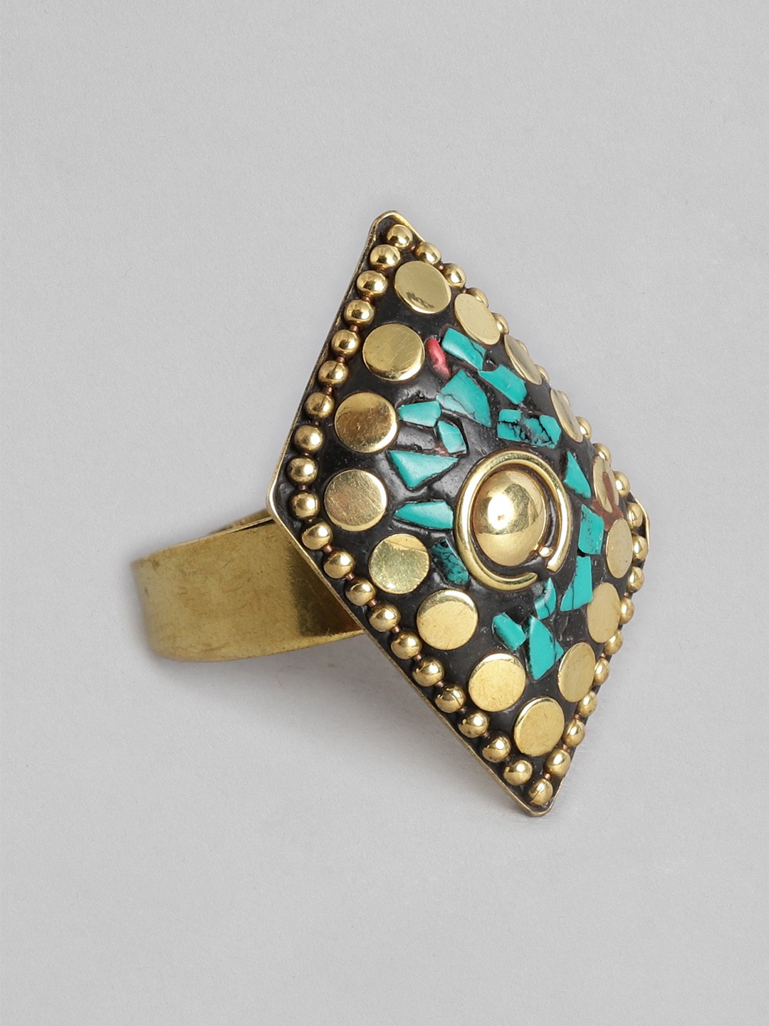 

Rang Gali Women Green & Gold-Toned Brass-Plated Finger Ring