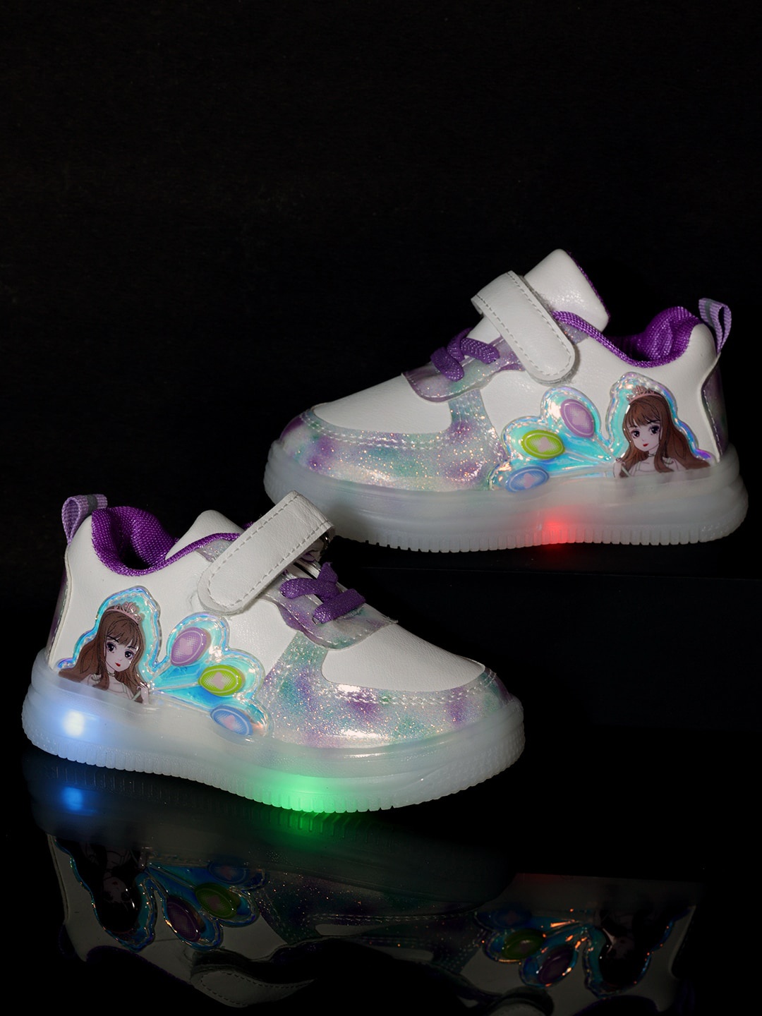 

PASSION PETALS Girls LED Embellished Lightweight Sneakers, White
