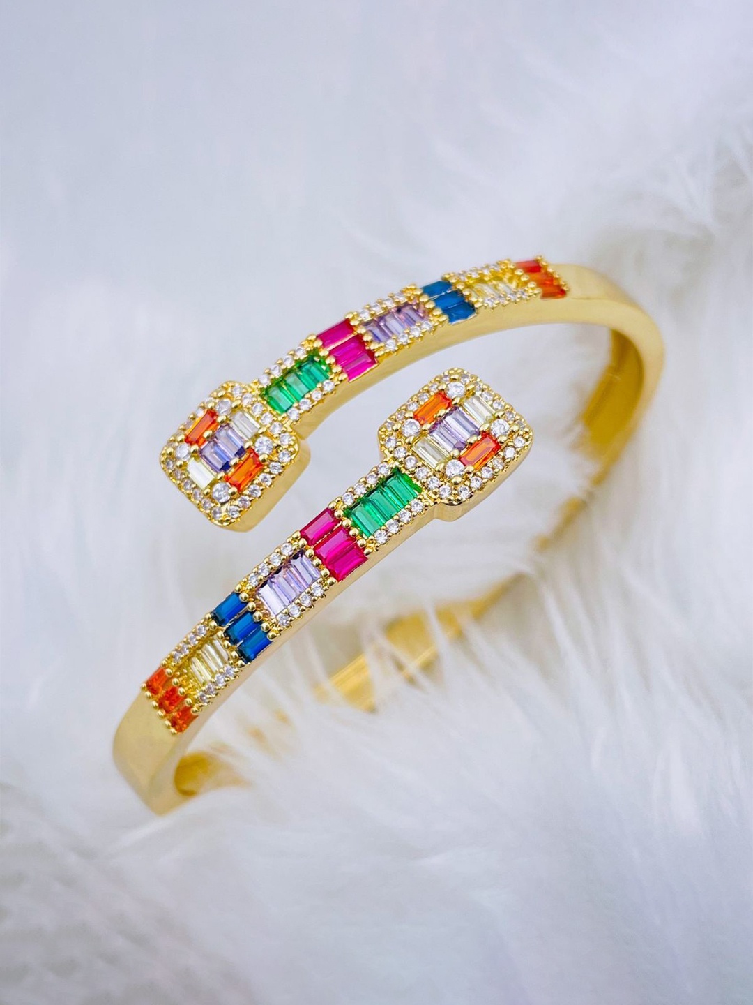 

ZIVOM Women Cubic Zirconia Gold-Plated Kada Bracelet