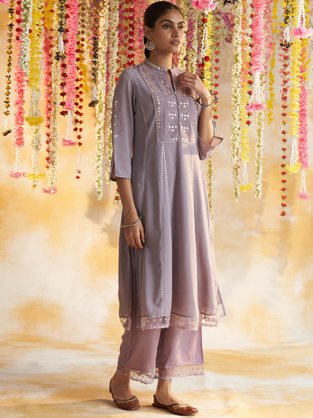 

Lakshita Women Ethnic Motifs Embroidered Mirror Work Kurta with Palazzos, Lavender