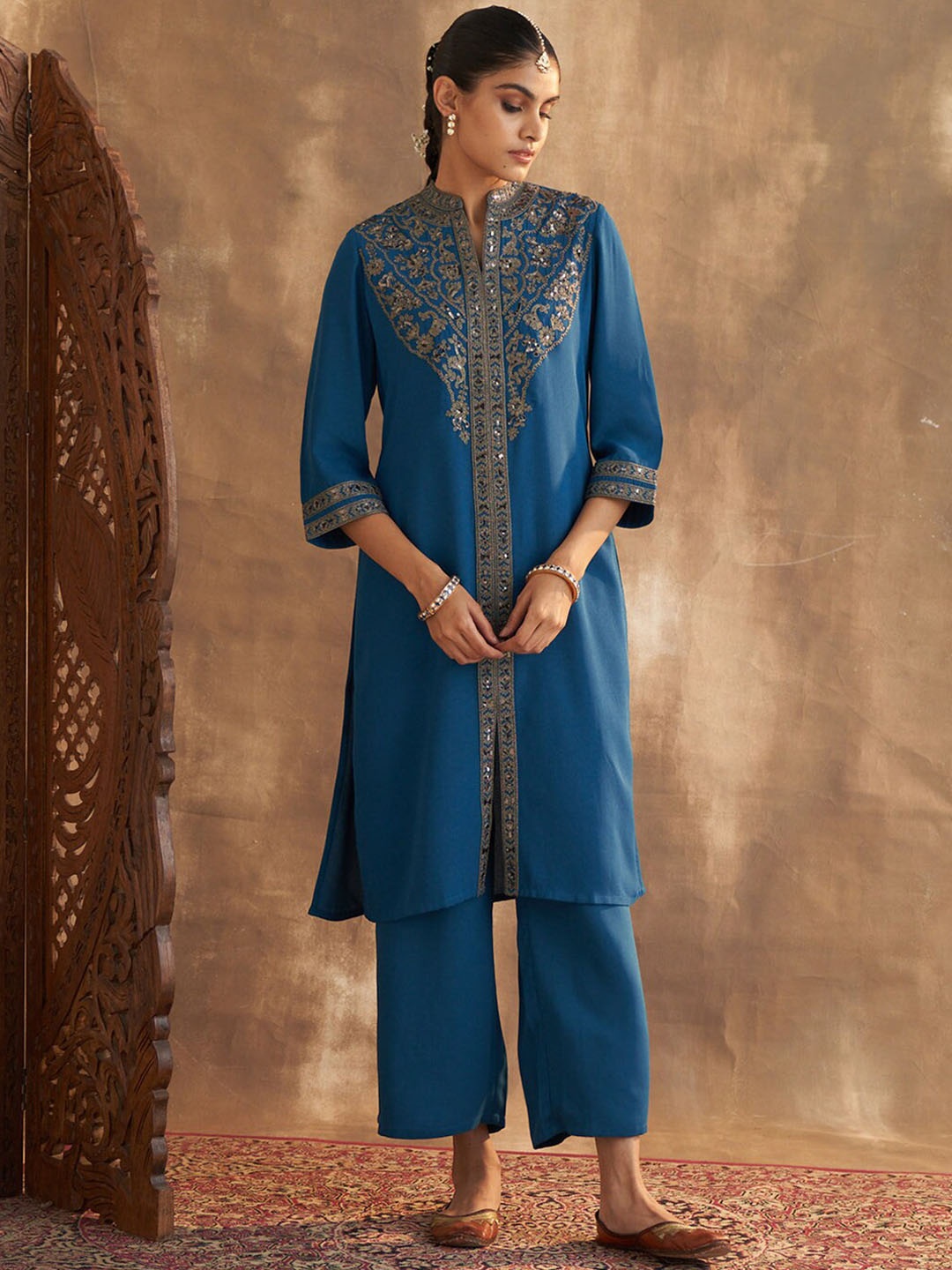 

Lakshita Women Ethnic Motifs Embroidered Kurta With Palazzos, Teal