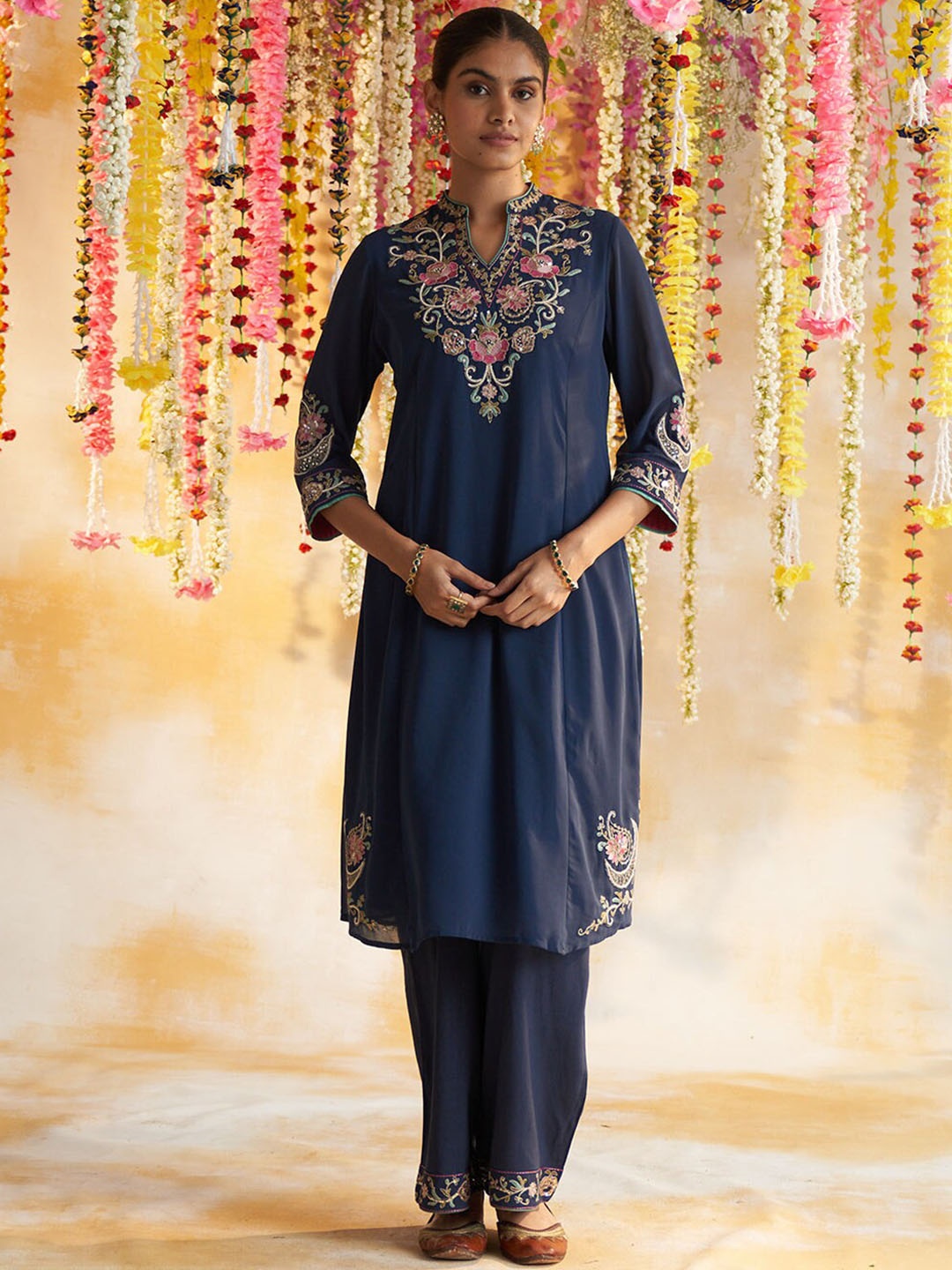 

Lakshita Women Ethnic Motifs Embroidered Kurta with Palazzos, Navy blue