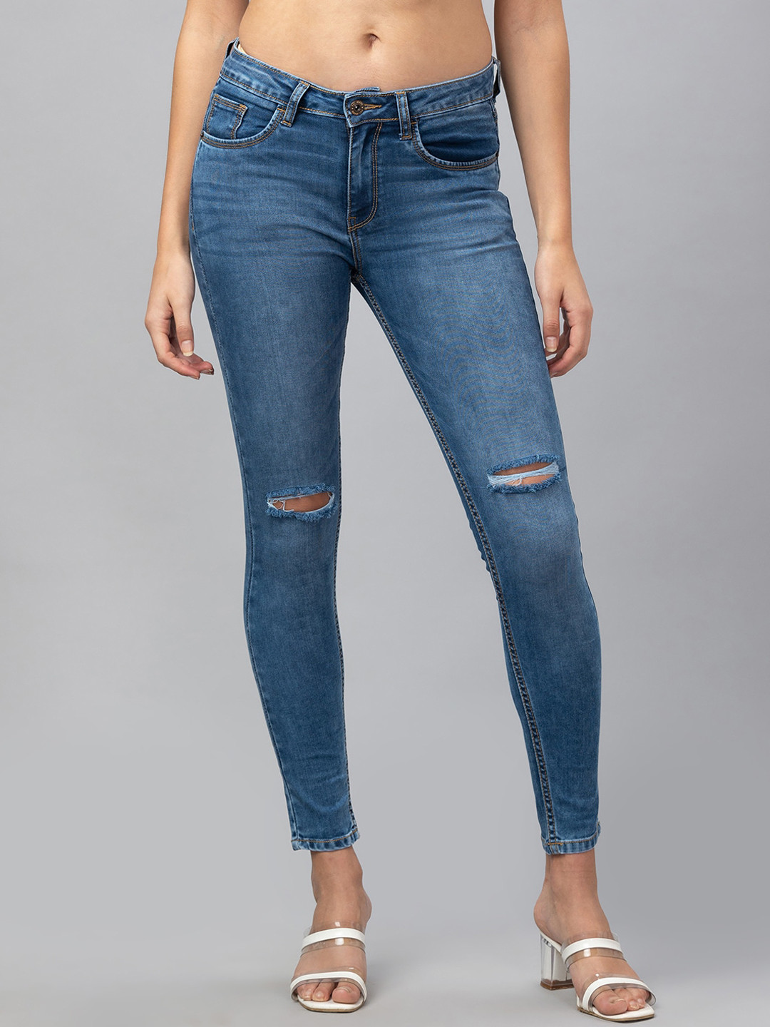 

Globus Women Skinny Fit Slash Knee Light Fade Stretchable Jeans, Blue