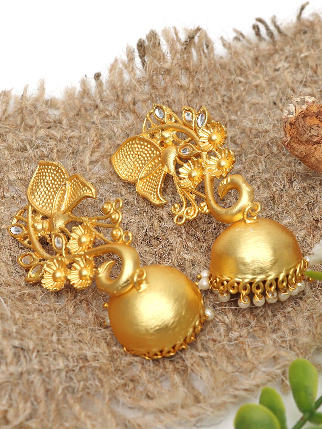 

Ozanoo Gold-Plated Floral Jhumkas Earrings, White