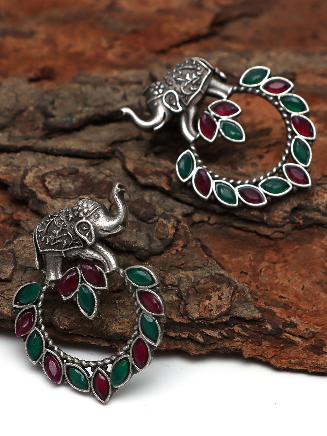 

Ozanoo Women Silver-Plated Animal Shaped Drop Earrings, Red