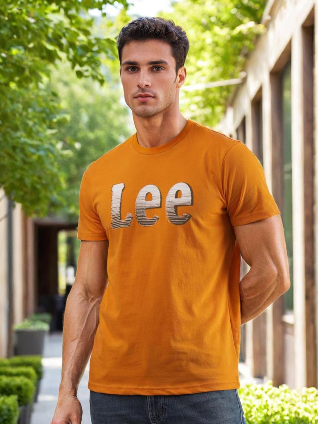 

Lee Men Typography Printed T-shirt, Yellow