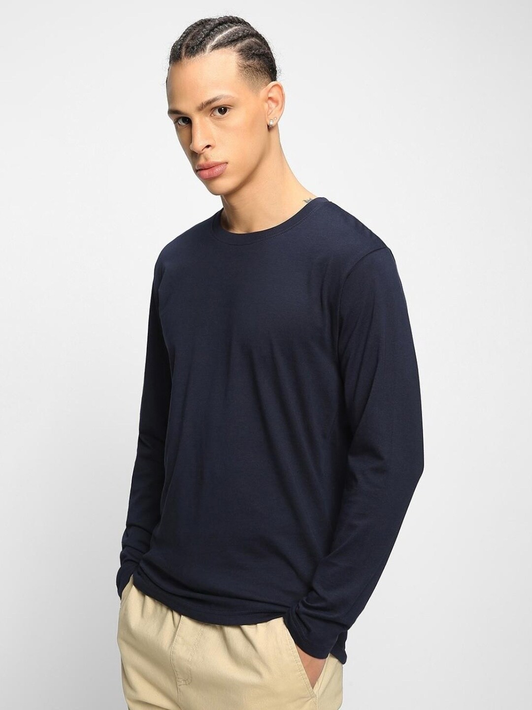 

Bewakoof Men Round Neck Cotton T-shirt, Navy blue