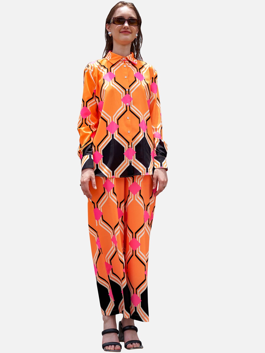 

NEOFAA Women Printed Easy Wash Trousers, Orange