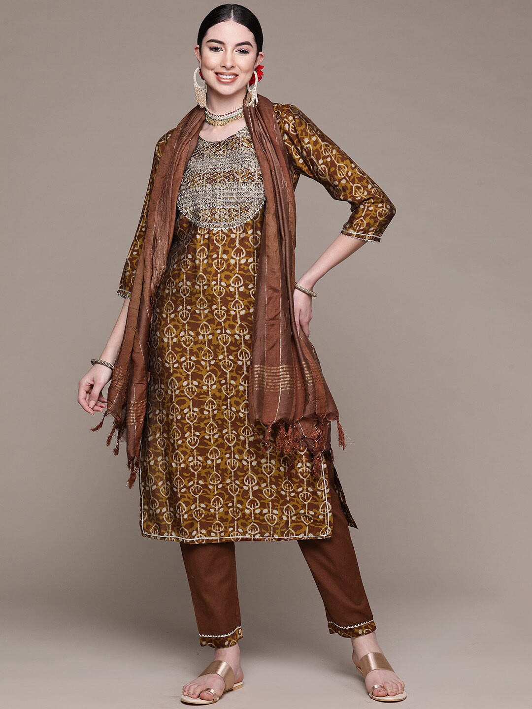 

Anubhutee Women Yoke Design Pure Cotton Kurta With Trousers & Dupatta, Brown