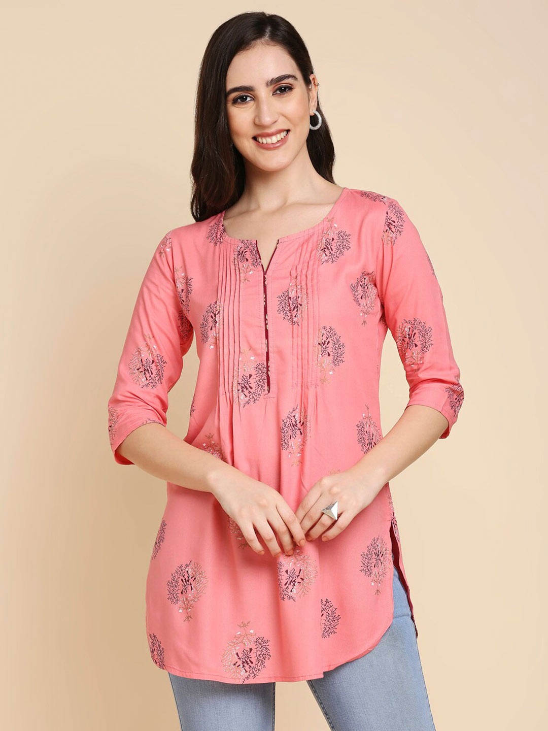 

Anubhutee Women Ethnic Motifs Printed Kurti, Pink