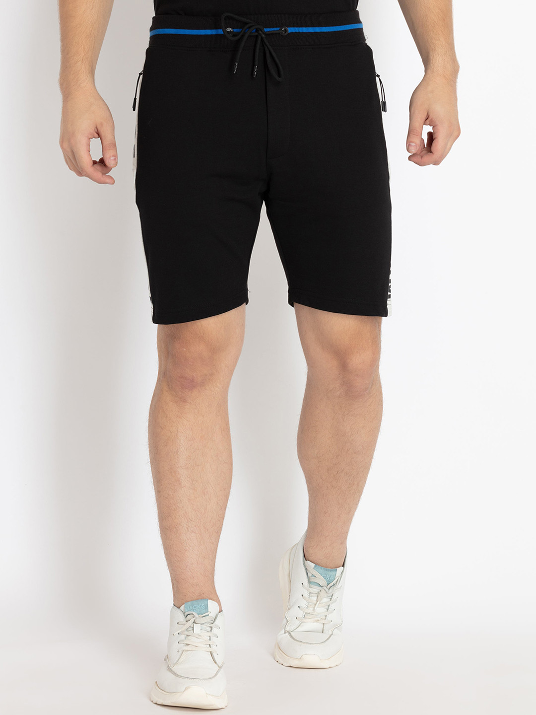 

Status Quo Men Printed Regular Fit Mid-Rise Shorts, Black
