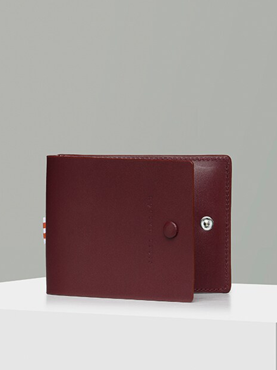 

TIGER MARRON Men Burgundy & Black Leather Two Fold Wallet