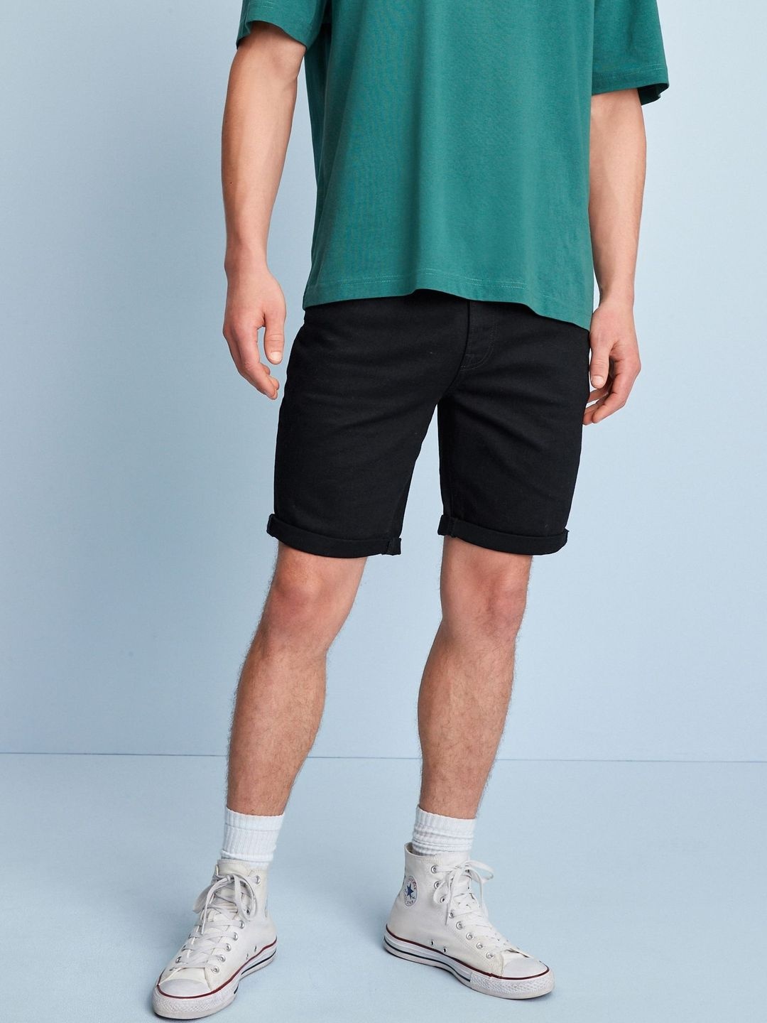 

NEXT Men Mid-Rise Straight Fit Denim Shorts, Black