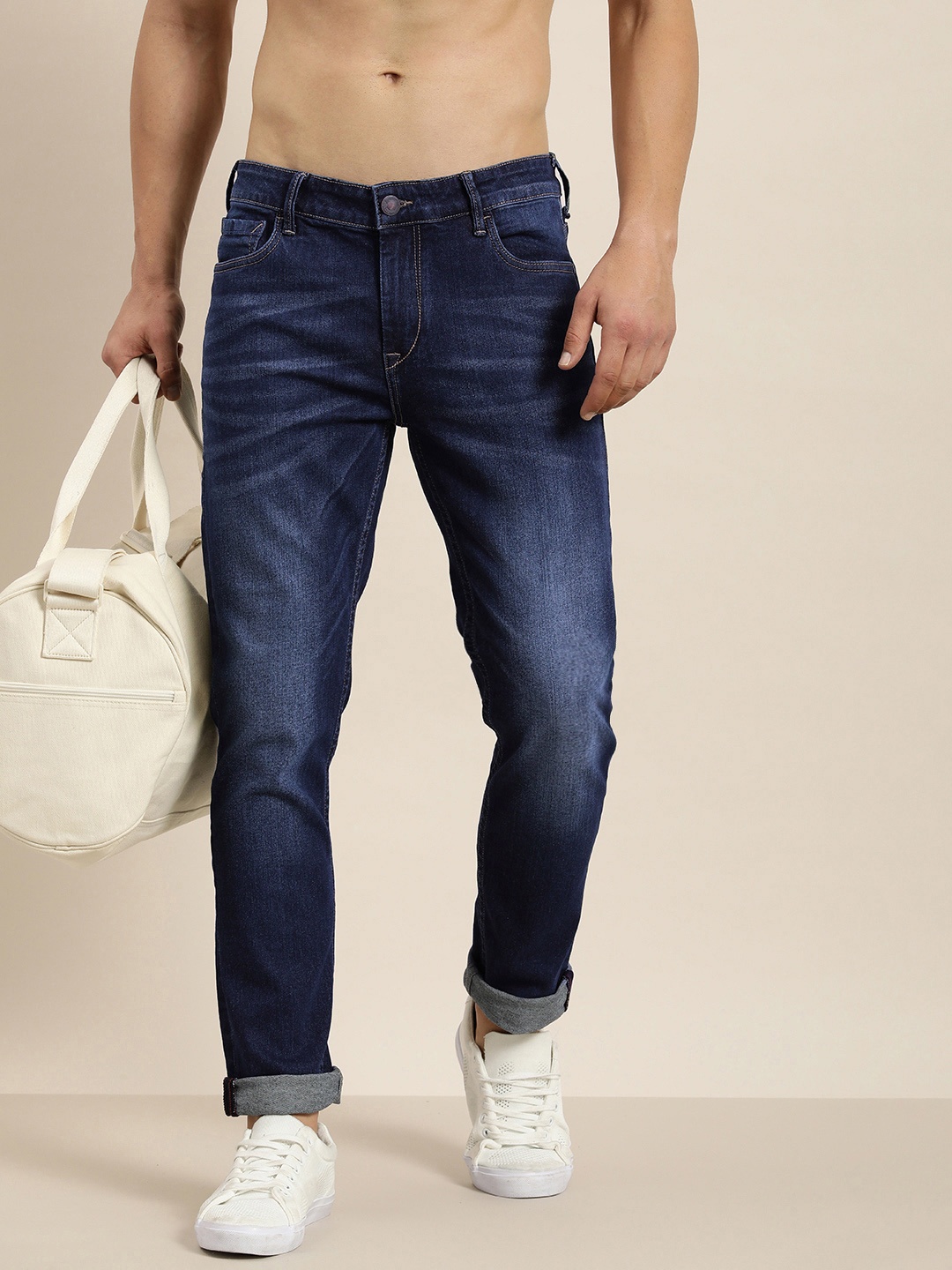 

Moda Rapido Men Slim Fit Light Fade Stretchable Mid-Rise Jeans, Blue