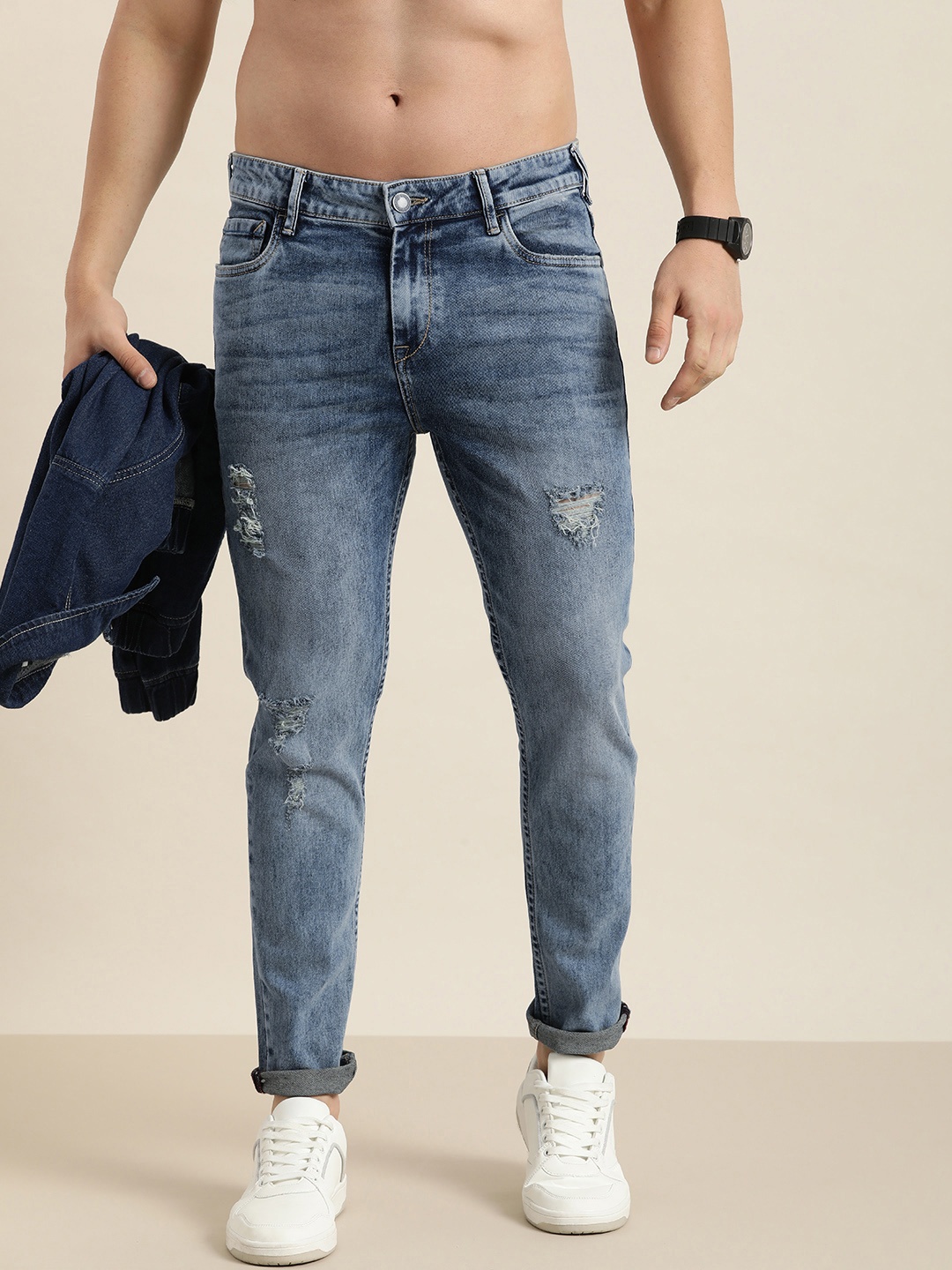 

Moda Rapido Men Tapered Fit Mildly Distressed Heavy Fade Stretchable Jeans, Blue