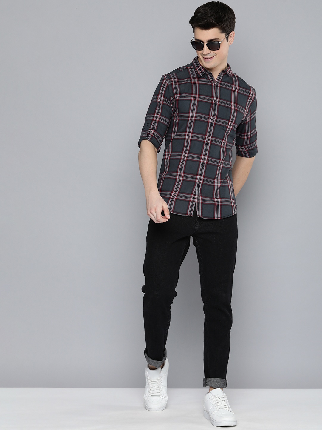 

HERE&NOW Men Slim Fit Tartan Checks Opaque Casual Shirt With Chest Pocket, Grey