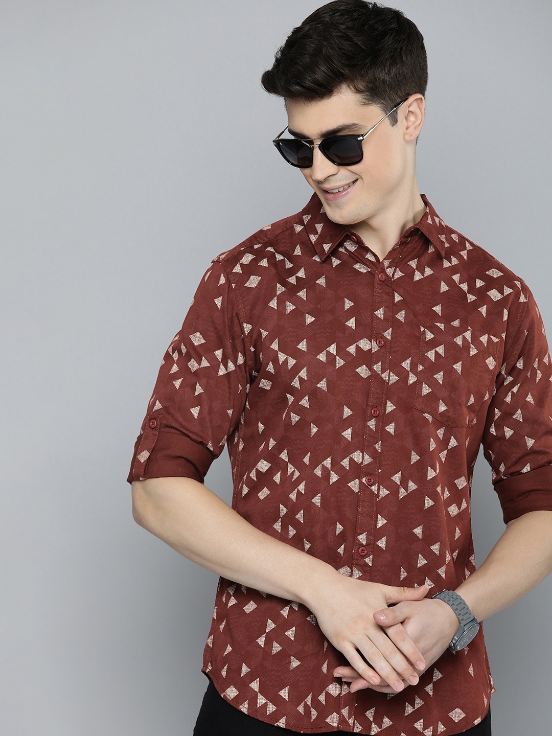 

HERE&NOW Men Pure Cotton Slim Fit Geometric Printed Casual Shirt, Brown