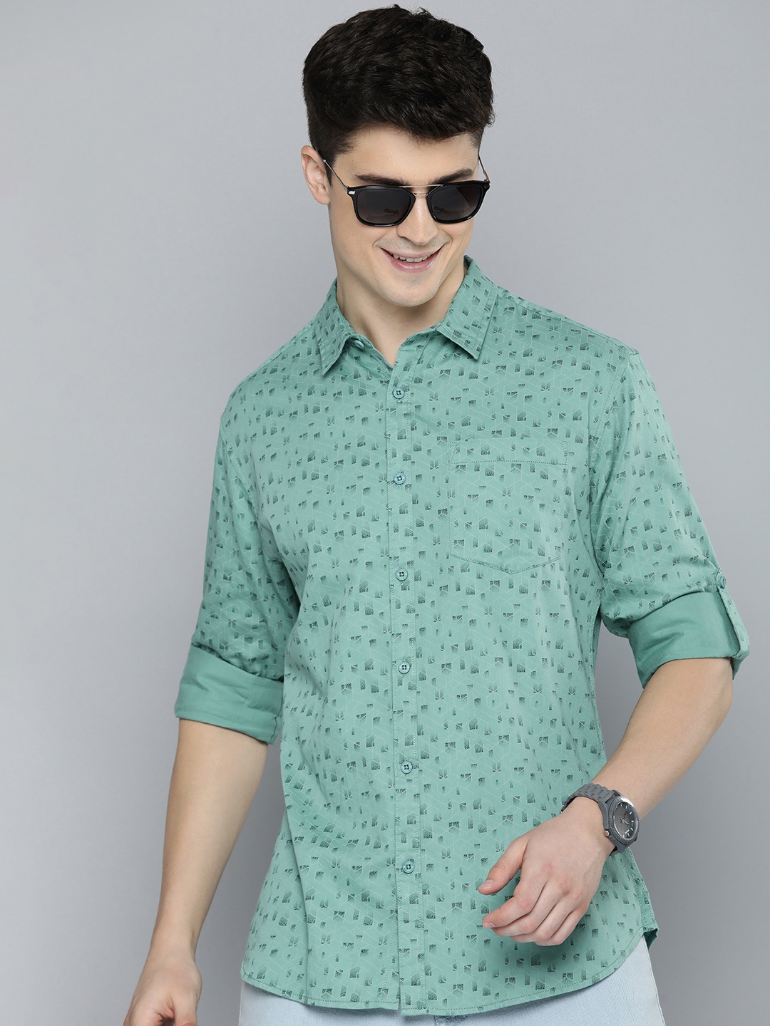 

HERE&NOW Men Pure Cotton Slim Fit Opaque Printed Casual Shirt, Green