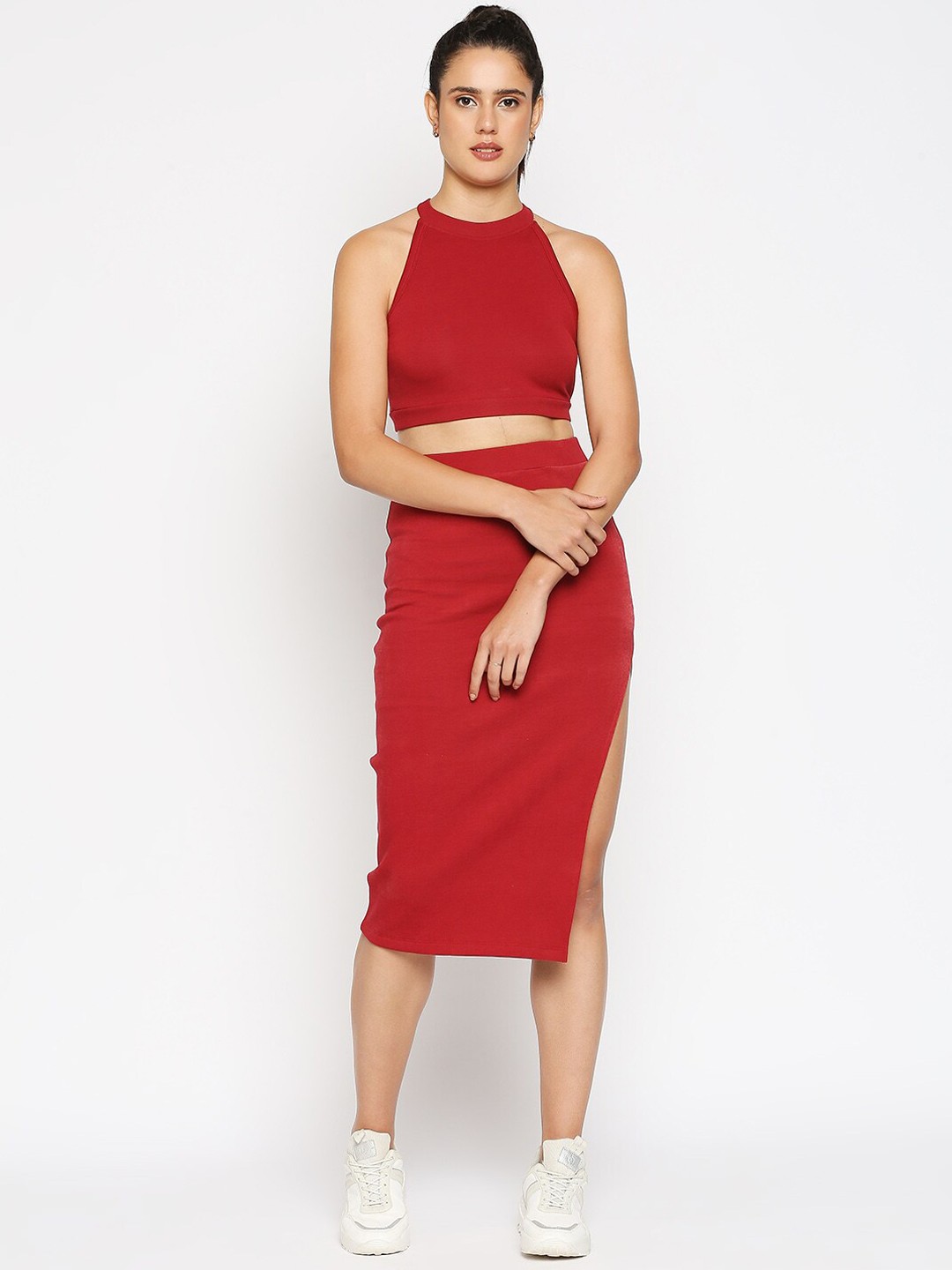 

Disrupt Women Sleeveless Top With Slip On Skirts, Red