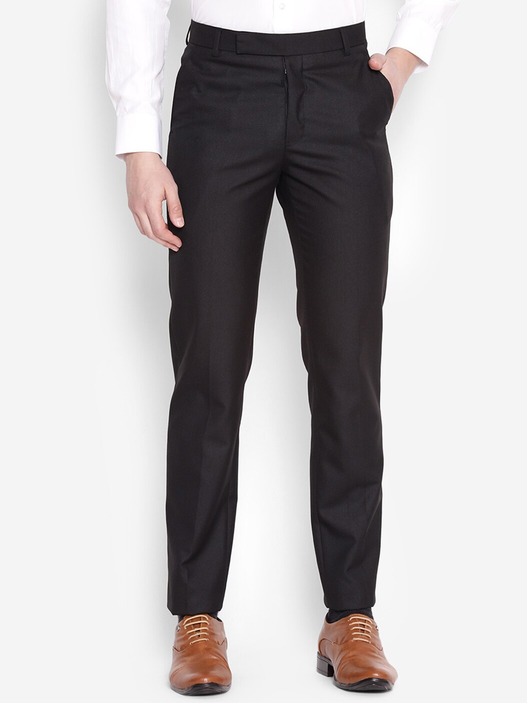 

JUMP USA Men Regular Fit Formal Trousers, Black