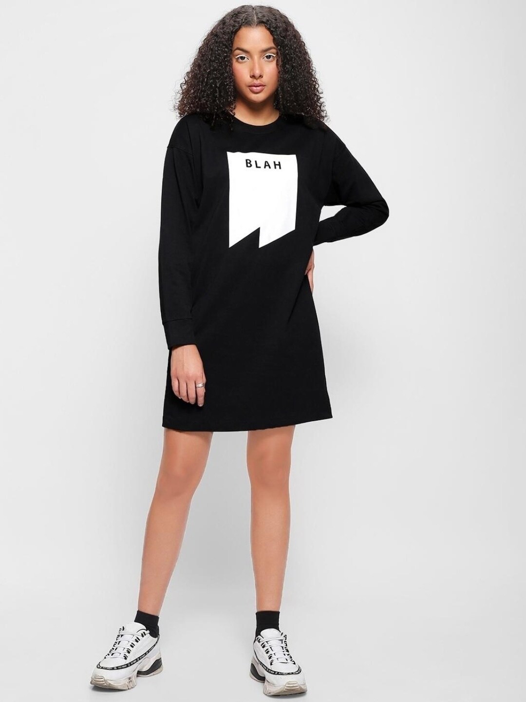 

Bewakoof Typography Printed T-shirt Dress, Black