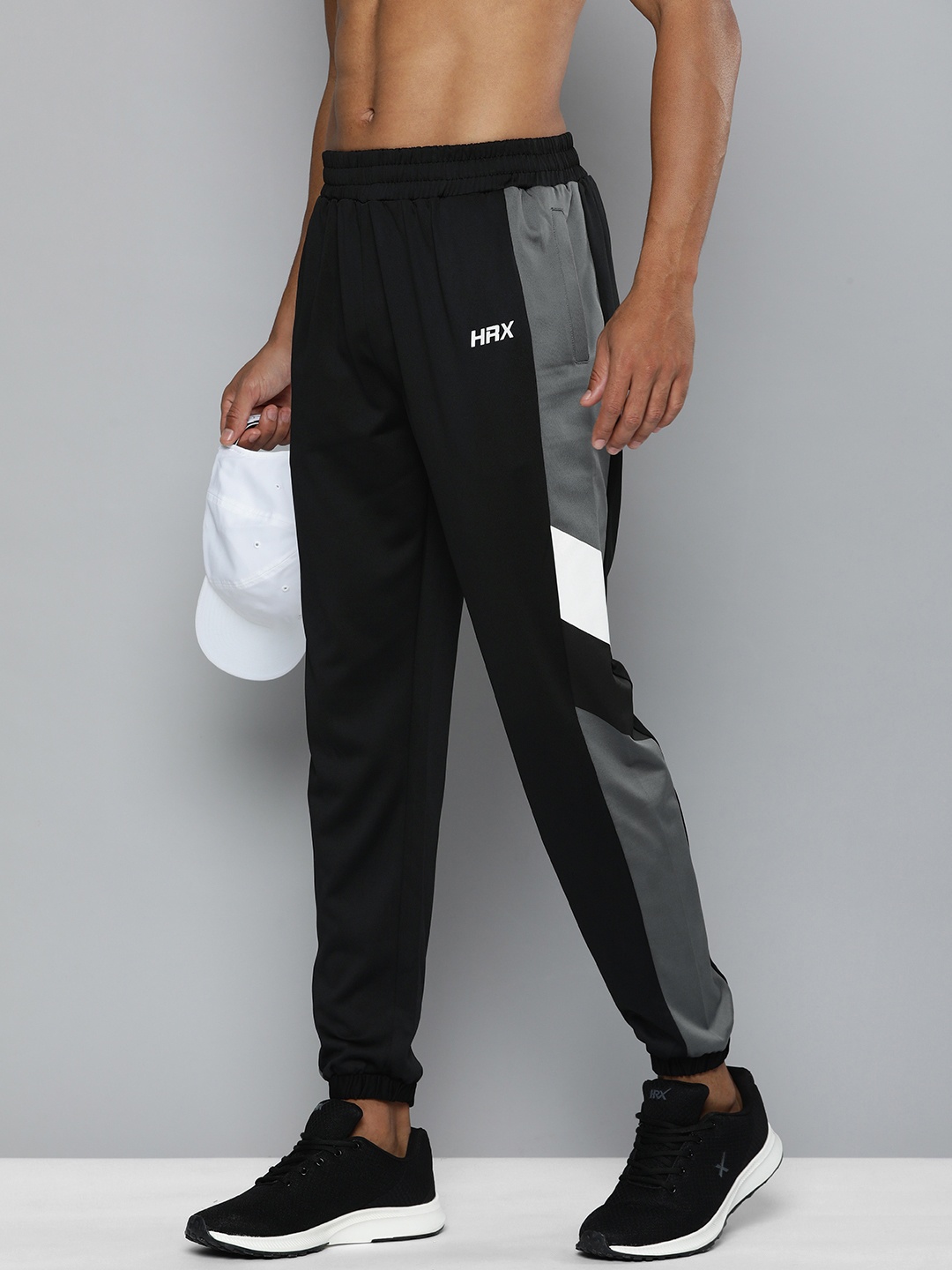 

HRX by Hrithik Roshan Men Rapid-Dry Training Joggers With Stripe Detail, Black