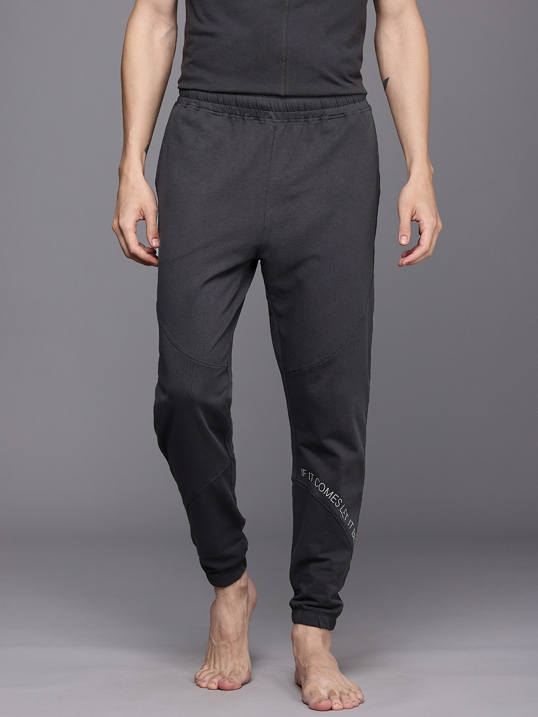 

HRX by Hrithik Roshan Men Pure Cotton Printed Yoga Joggers, Charcoal