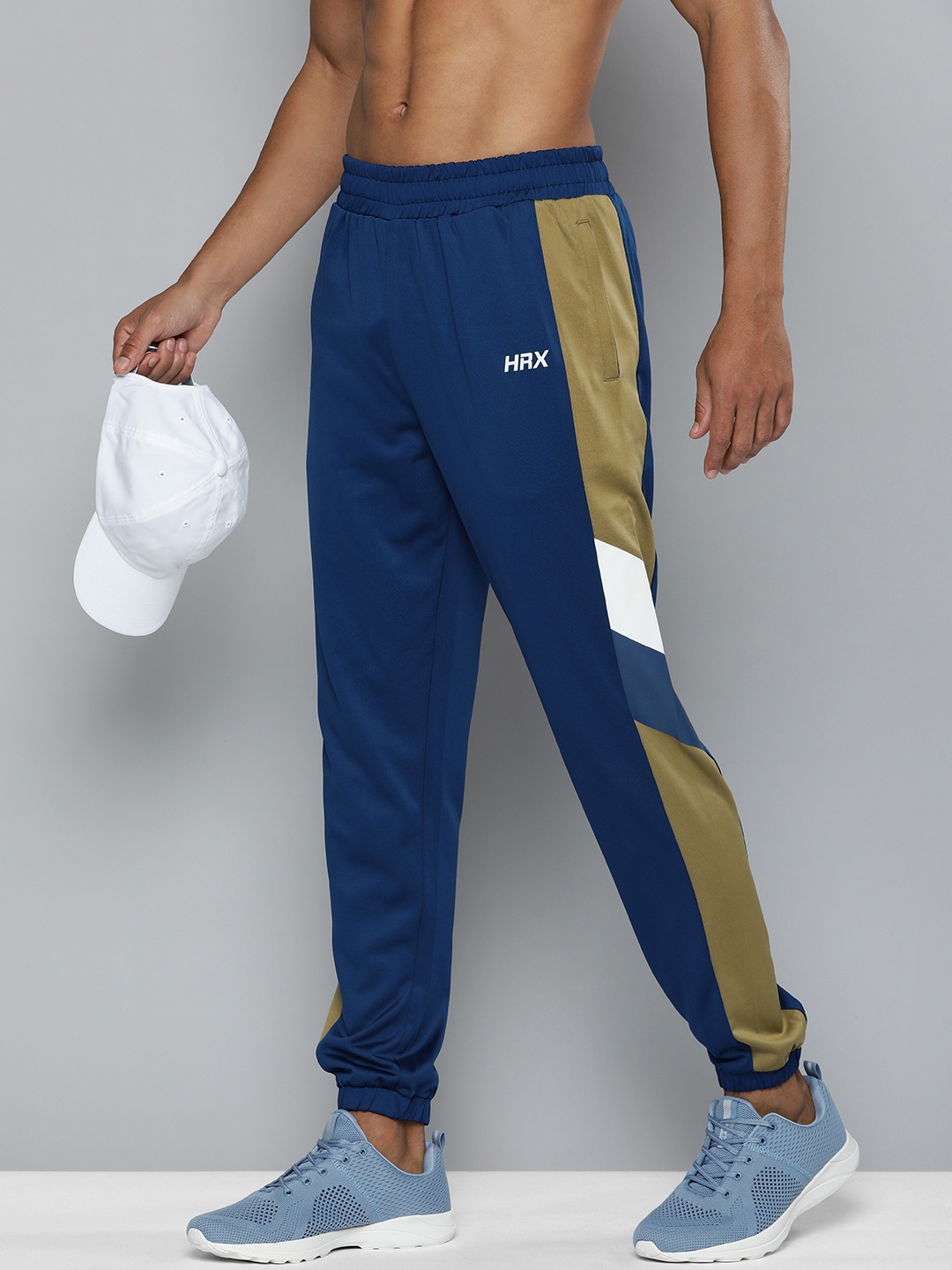 

HRX by Hrithik Roshan Men Rapid-Dry Training Joggers With Stripe Detail, Blue