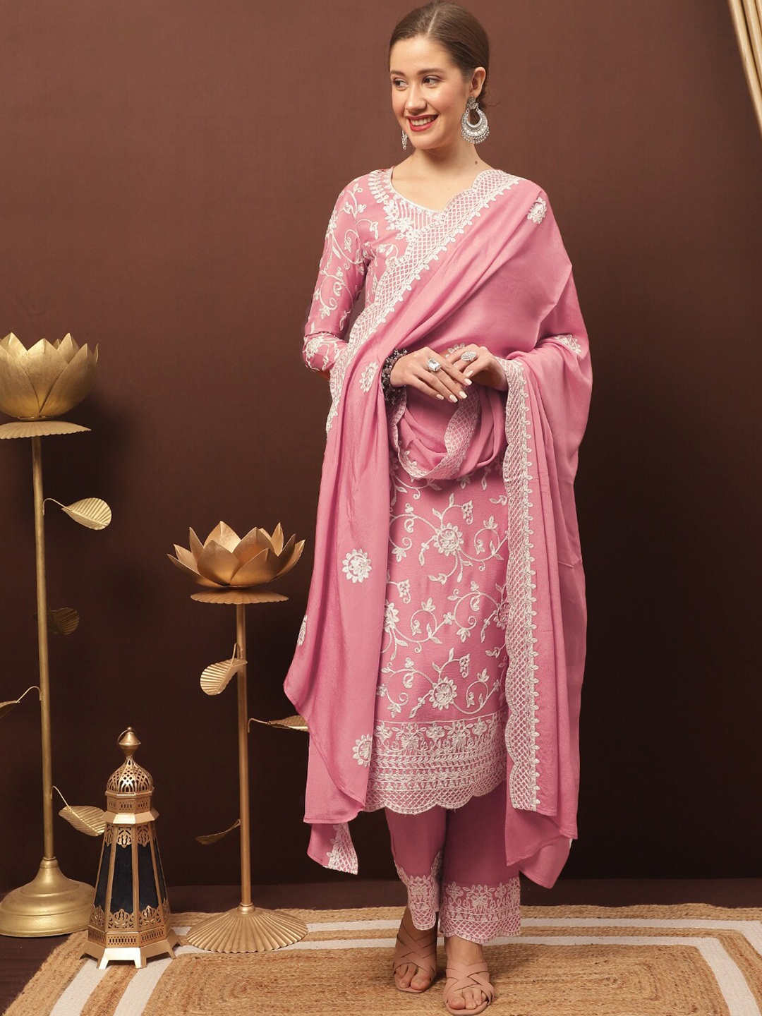

Stylee LIFESTYLE Embroidered Silk Chiffon Unstitched Dress Material, Pink