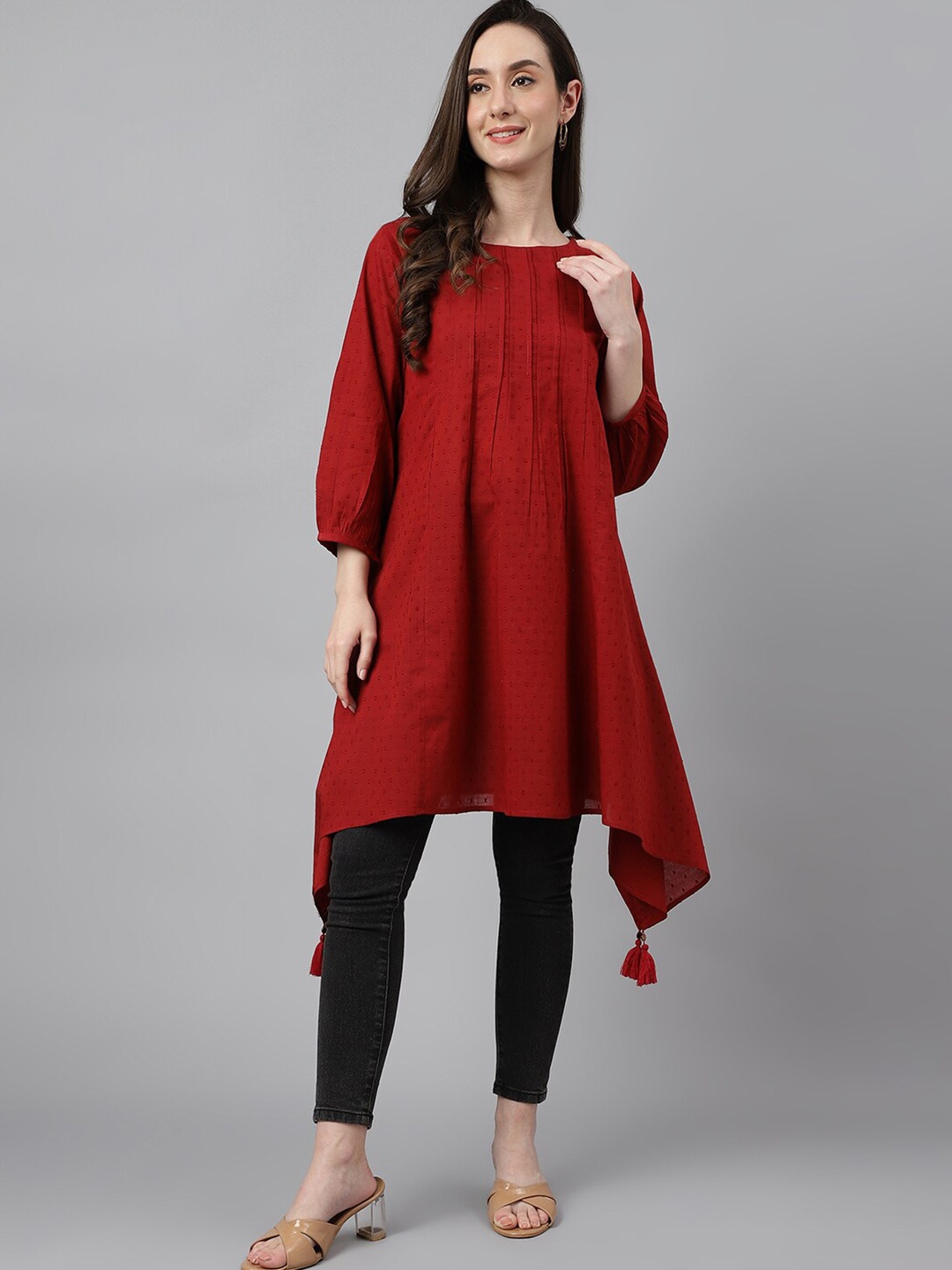 

Janasya Round Neck Dobby Cotton Handkerchief Tunic, Maroon