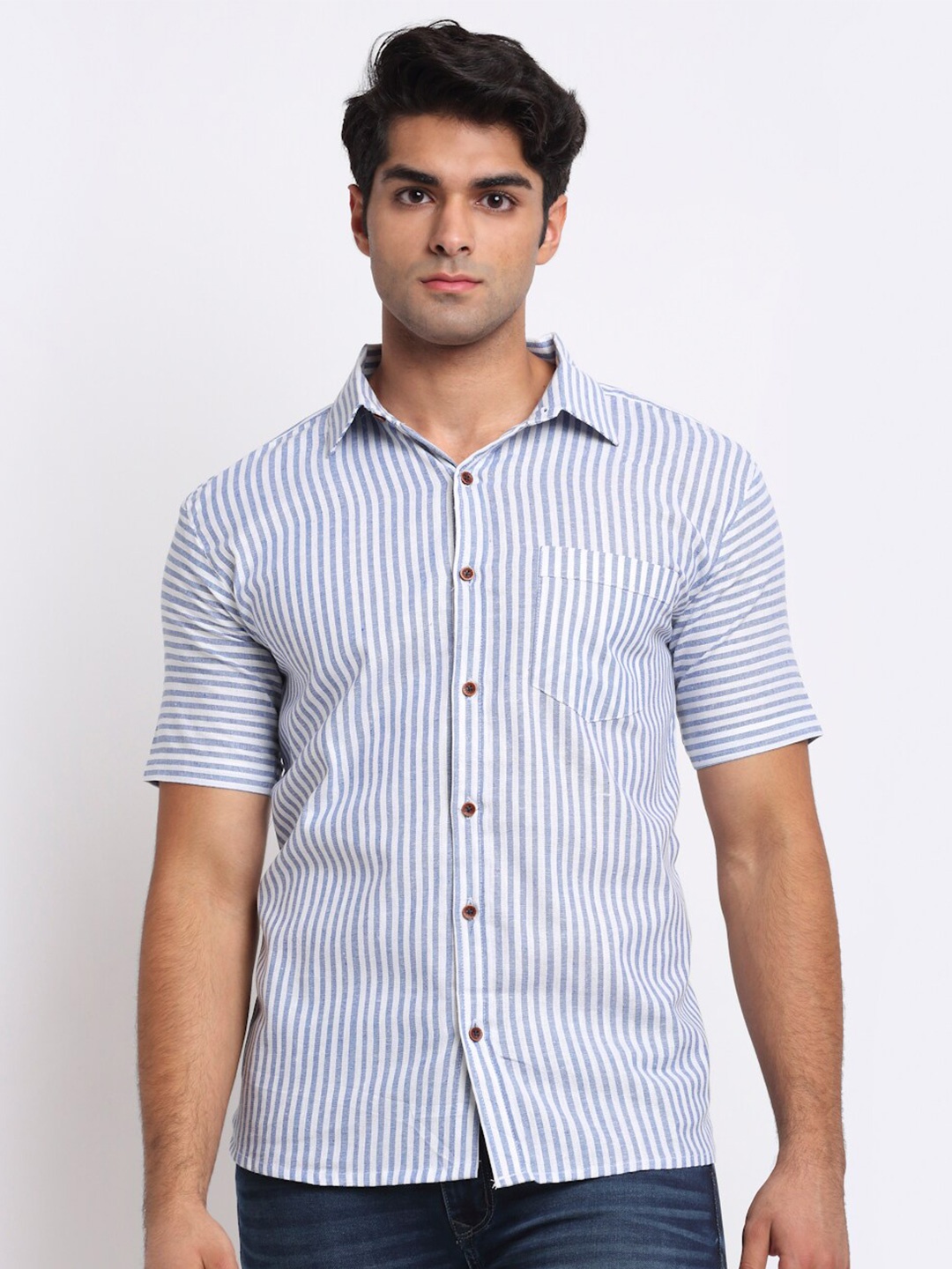 

Enchanted Drapes Men Vertical Striped Casual Shirt, Blue